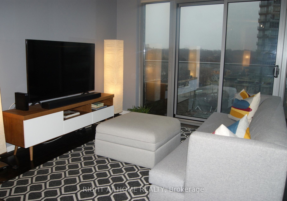 103-the-queensway-toronto-ontario-w13446292