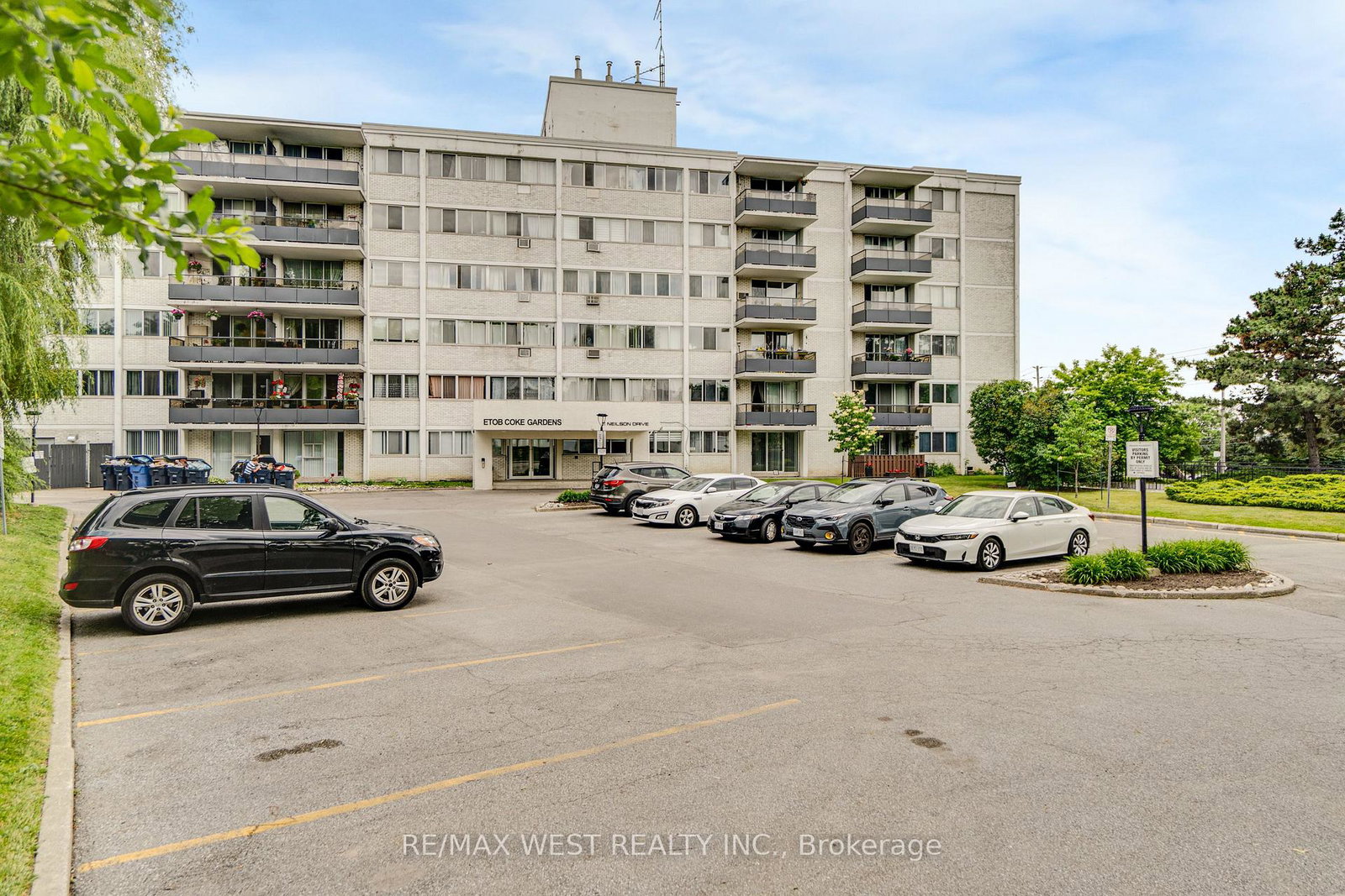 11-neilson-drive-etobicoke-ontario-w13446310