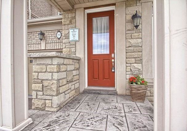 19-kaitting-trail-oakville-ontario-w13446408