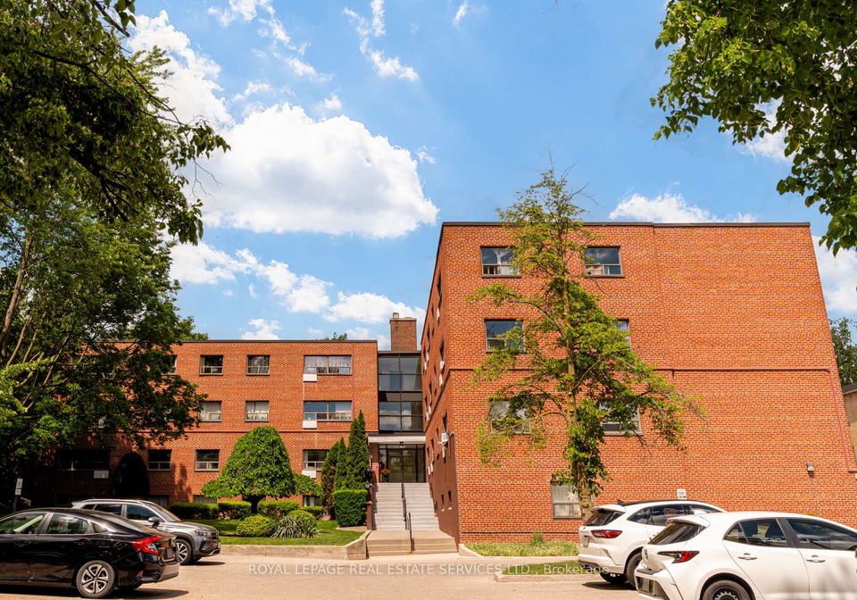 101-coe-hill-drive-toronto-ontario-w13446576