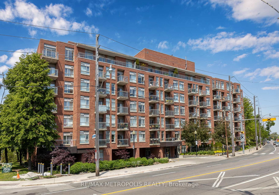 2495-dundas-street-w-toronto-ontario-w13446772