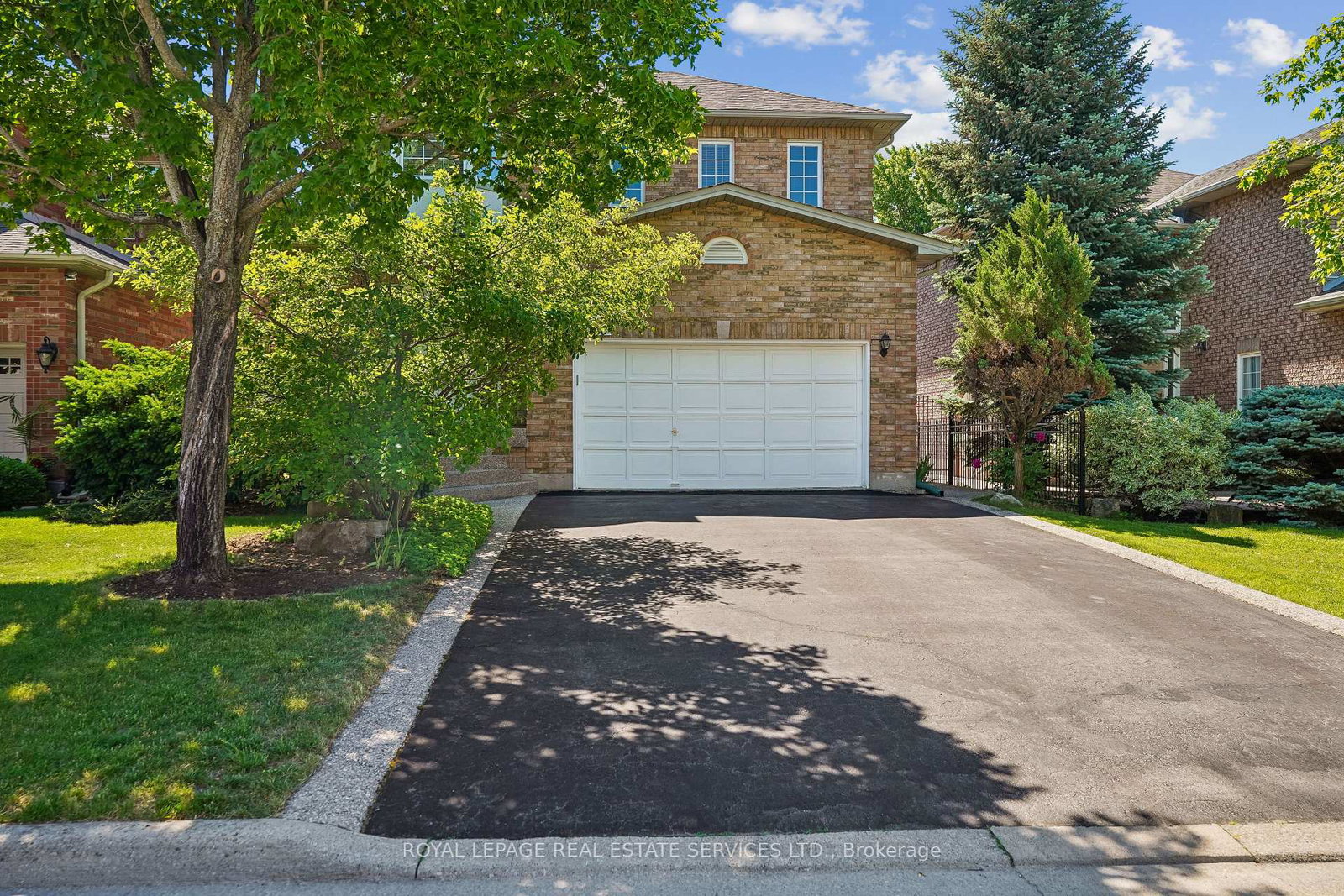 2150-westmount-drive-oakville-ontario-w13446946
