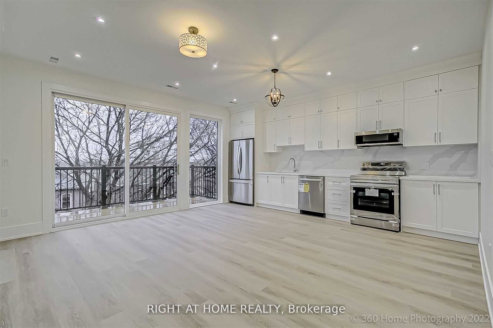 9-beechwood-avenue-toronto-ontario-w13447032