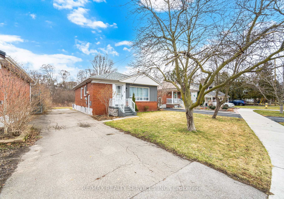 6-bonnyview-drive-etobicoke-ontario-w13447178