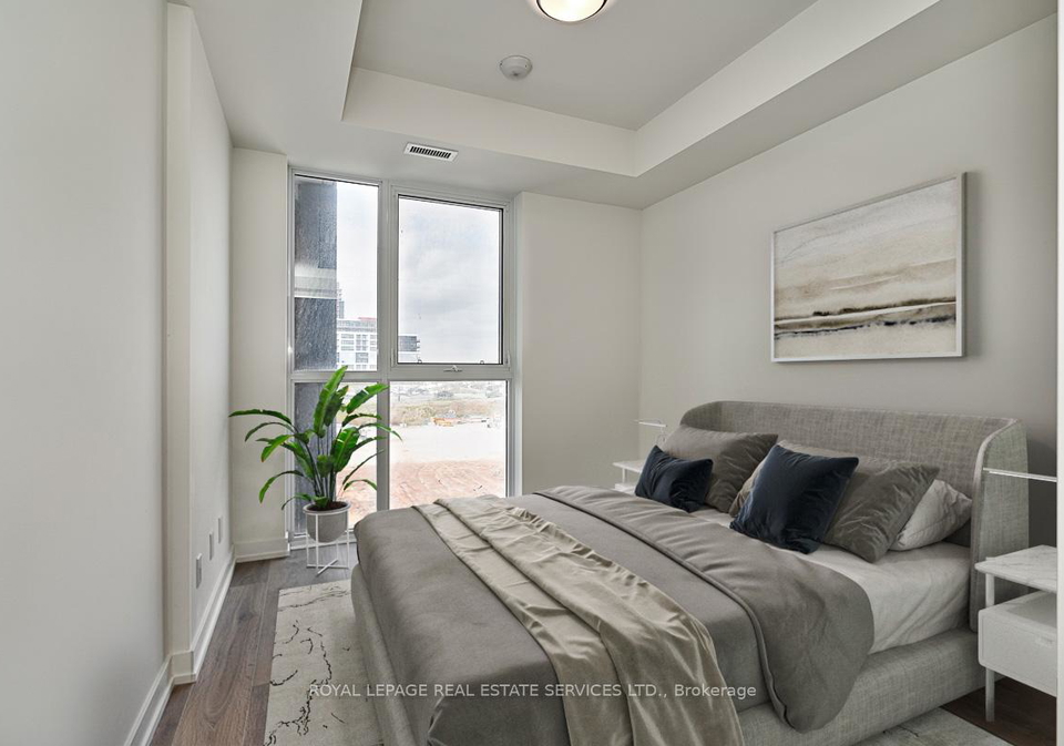 345-wheat-boom-drive-oakville-ontario-w13447194
