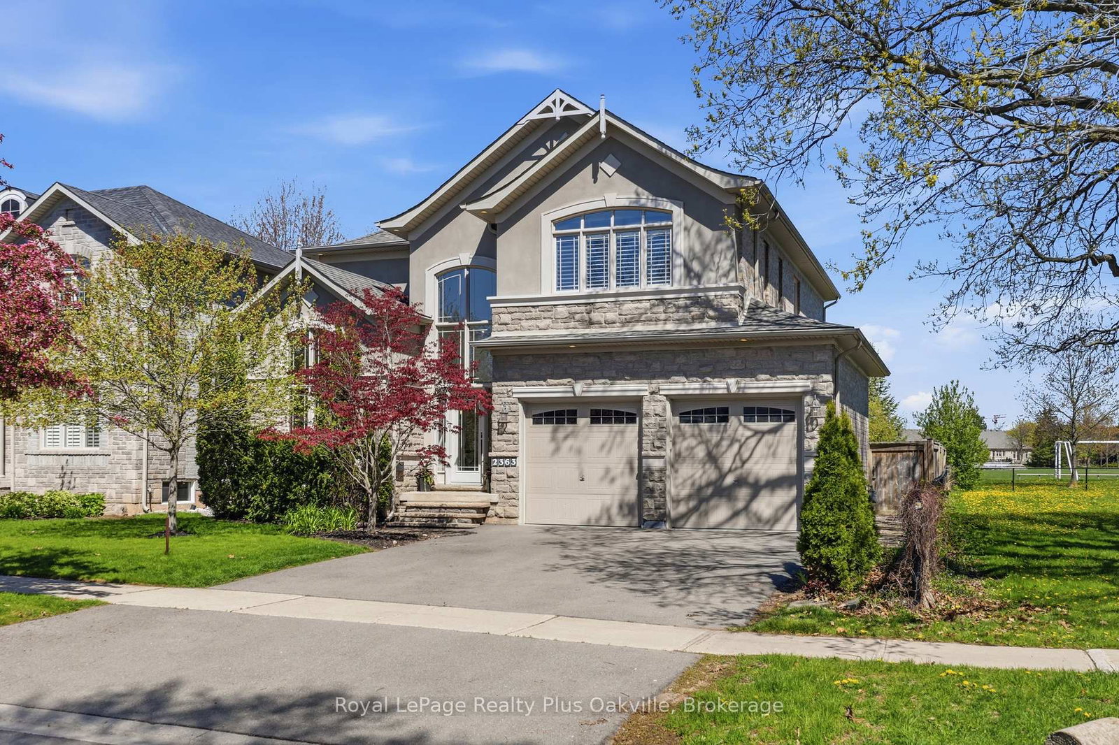 2363-yolanda-drive-oakville-ontario-w13447274
