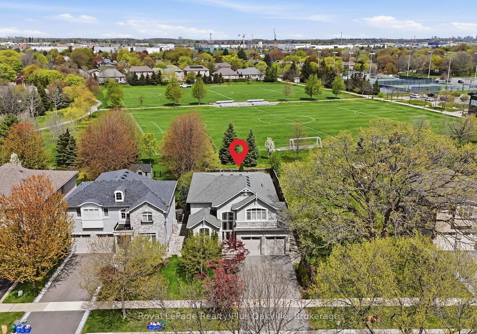 2363-yolanda-drive-oakville-ontario-w13447274