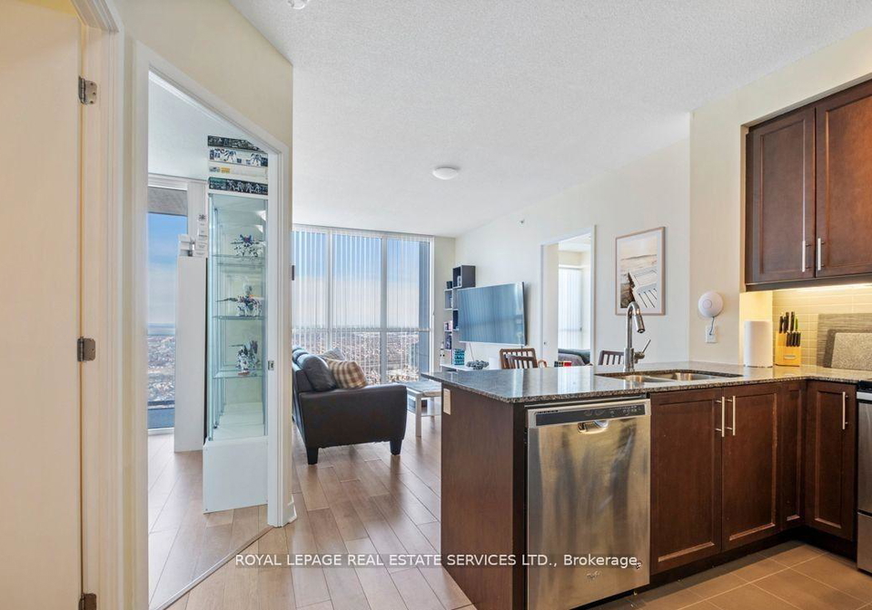 3975-grand-park-drive-mississauga-ontario-w13447358