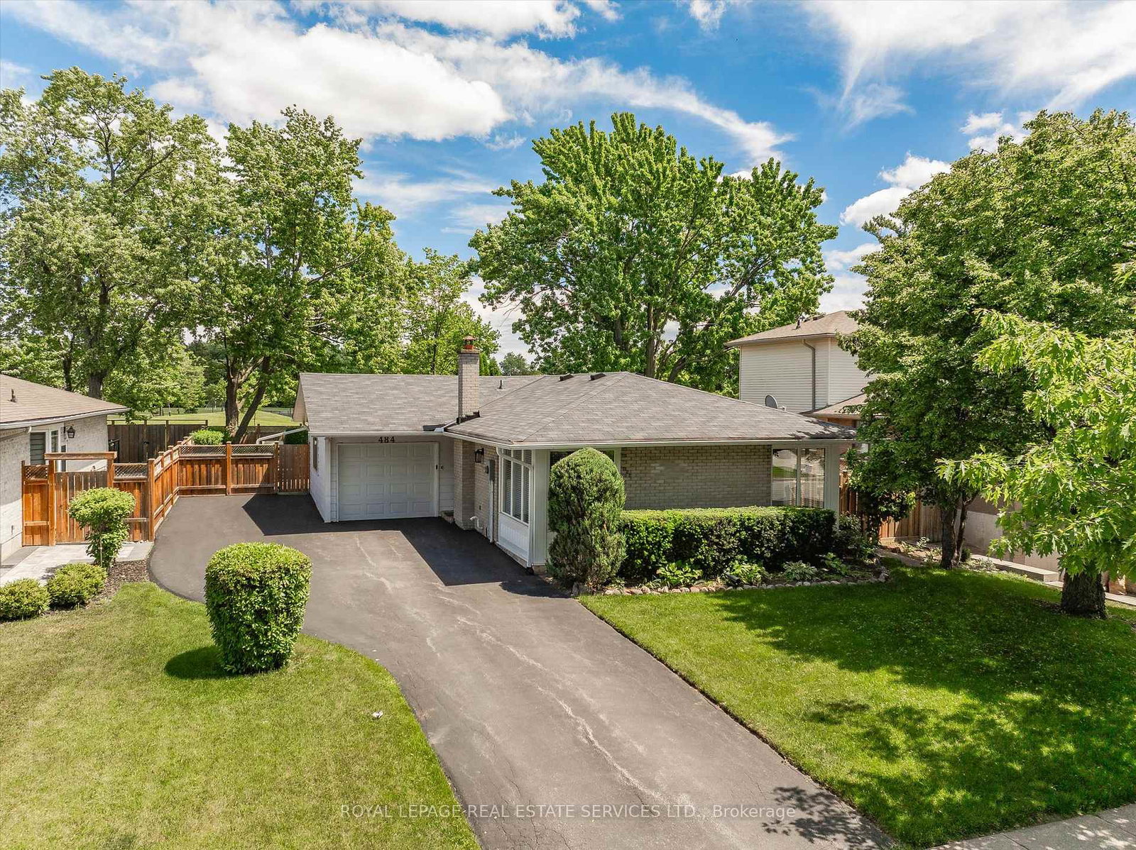 484-grand-boulevard-oakville-ontario-w13447360