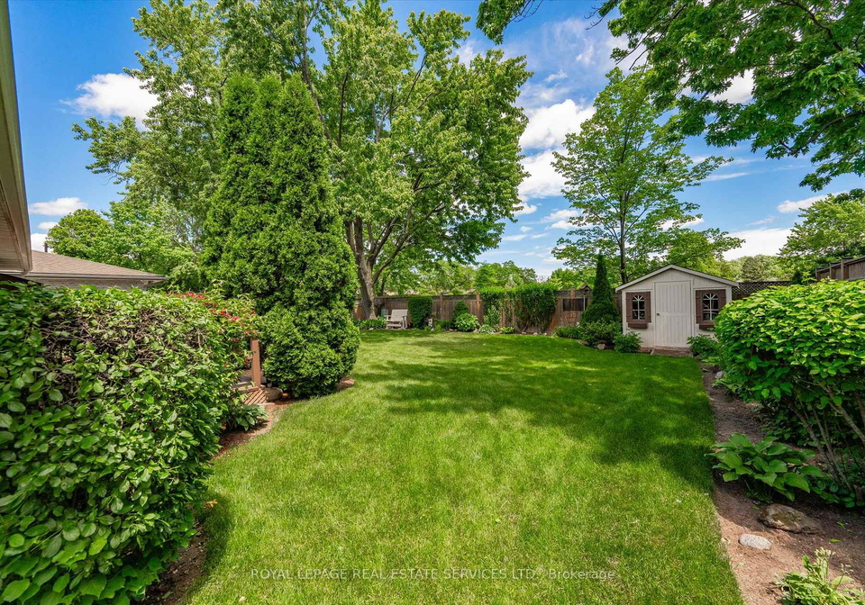 484-grand-boulevard-oakville-ontario-w13447360