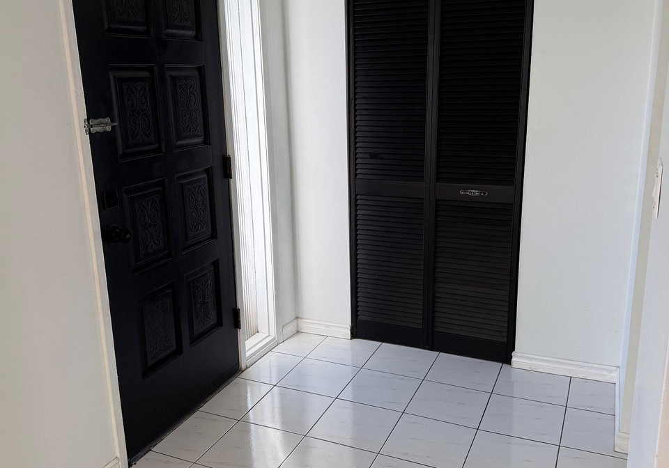 95-navenby-crescent-york-ontario-w13447424