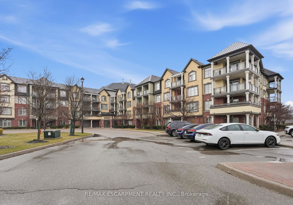 3060-rotary-way-burlington-ontario-w13447460