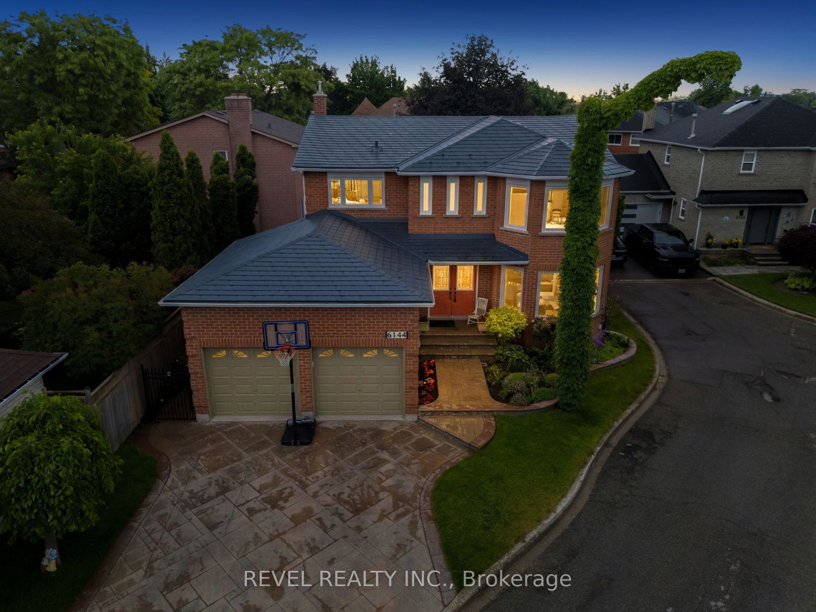 6144-tenth-line-w-mississauga-ontario-w13447542