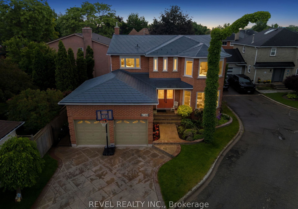 6144-tenth-line-w-mississauga-ontario-w13447542
