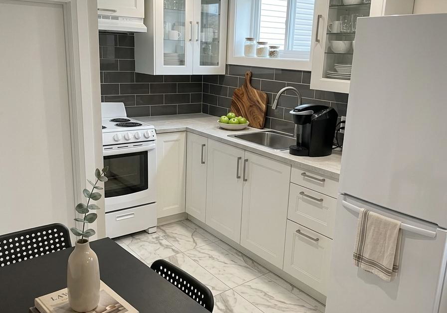 237-lakeshore-road-e-mississauga-ontario-w13447802