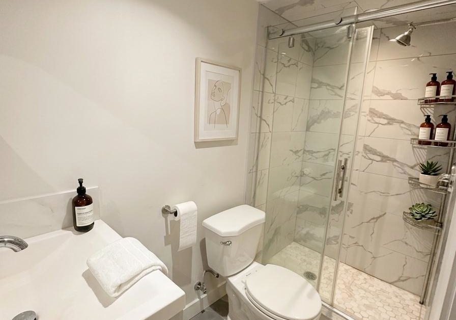 237-lakeshore-road-e-mississauga-ontario-w13447802