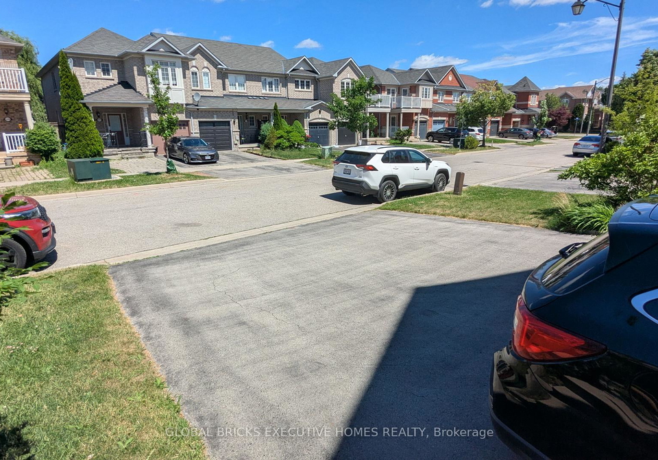 1218-lamont-crescent-milton-ontario-w13447852