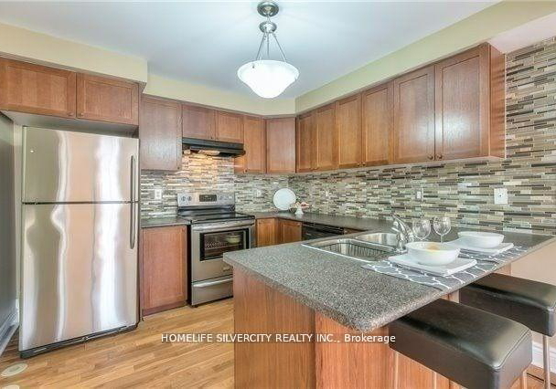 3049-dewridge-avenue-oakville-ontario-w13447868