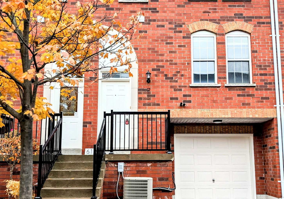 6880-meadowvale-town-cntr-circle-mississauga-ontario-w13448018