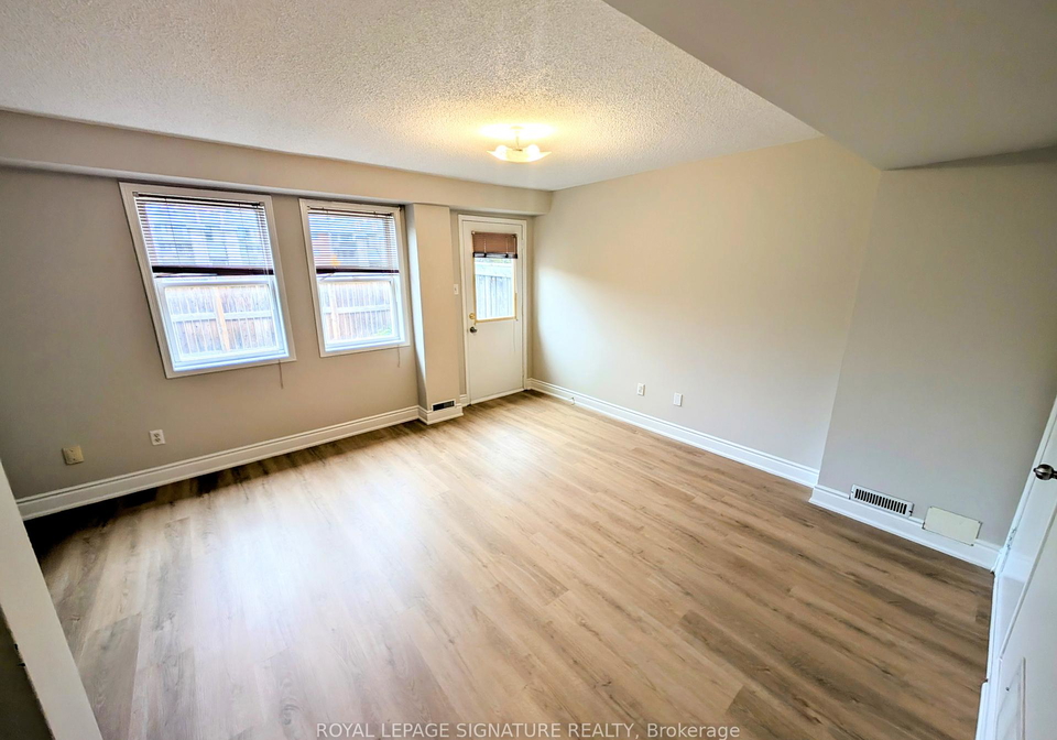 6880-meadowvale-town-cntr-circle-mississauga-ontario-w13448018