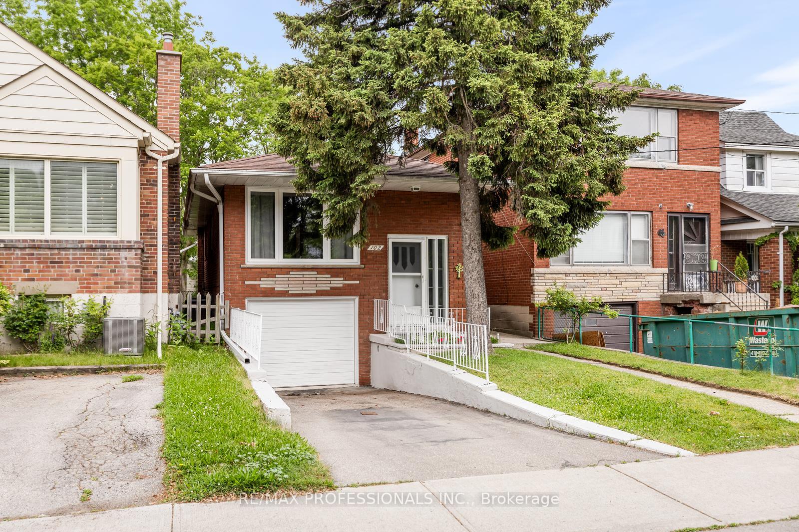 102-symons-street-etobicoke-ontario-w13448048