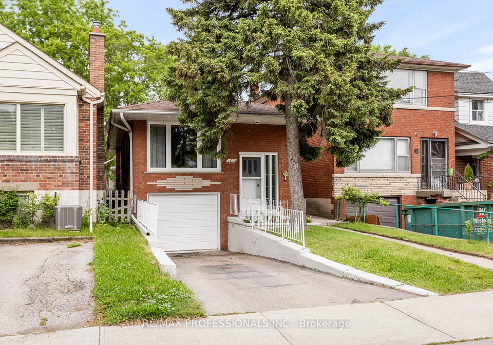 102-symons-street-etobicoke-ontario-w13448048