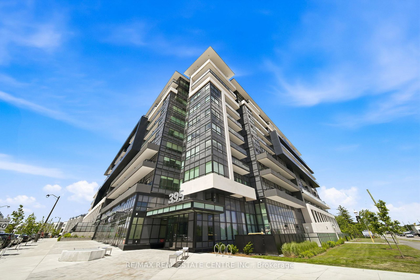 395-dundas-street-w-oakville-ontario-w13448244