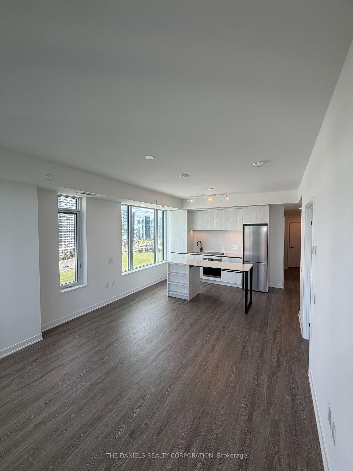 2495-eglinton-avenue-w-mississauga-ontario-w13448262