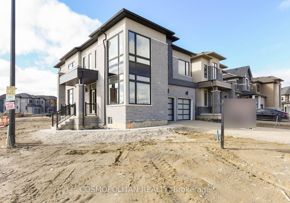 1-icon-street-brampton-ontario-w13448362