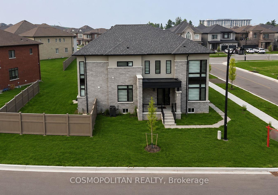 1-icon-street-brampton-ontario-w13448362