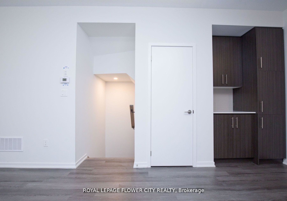 225-birmingham-street-e-etobicoke-ontario-w13448580