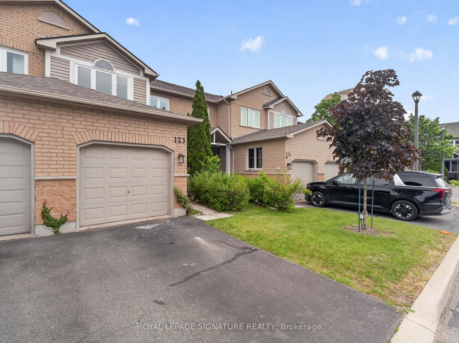 833-scollard-court-mississauga-ontario-w13448996