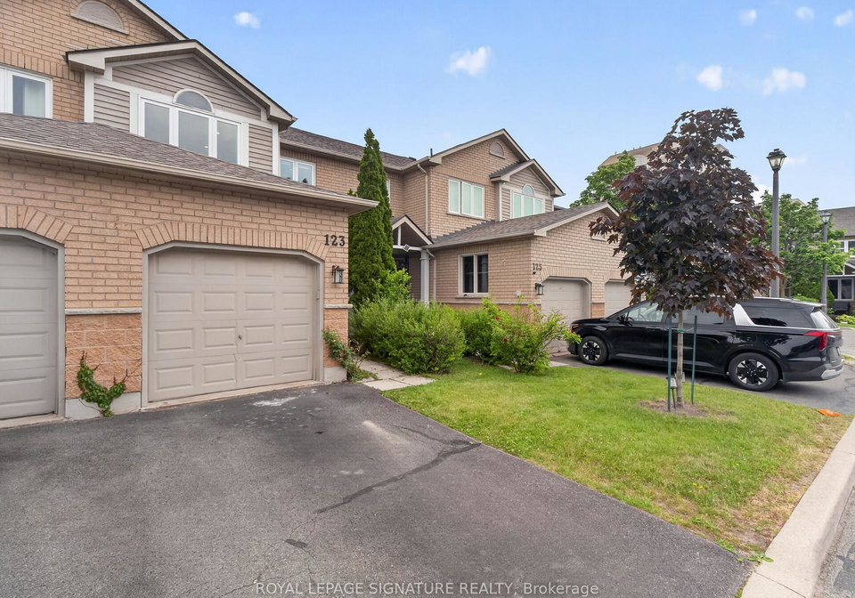 833-scollard-court-mississauga-ontario-w13448996
