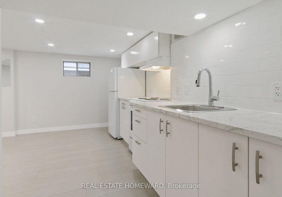 486-delaware-avenue-toronto-ontario-w13449374