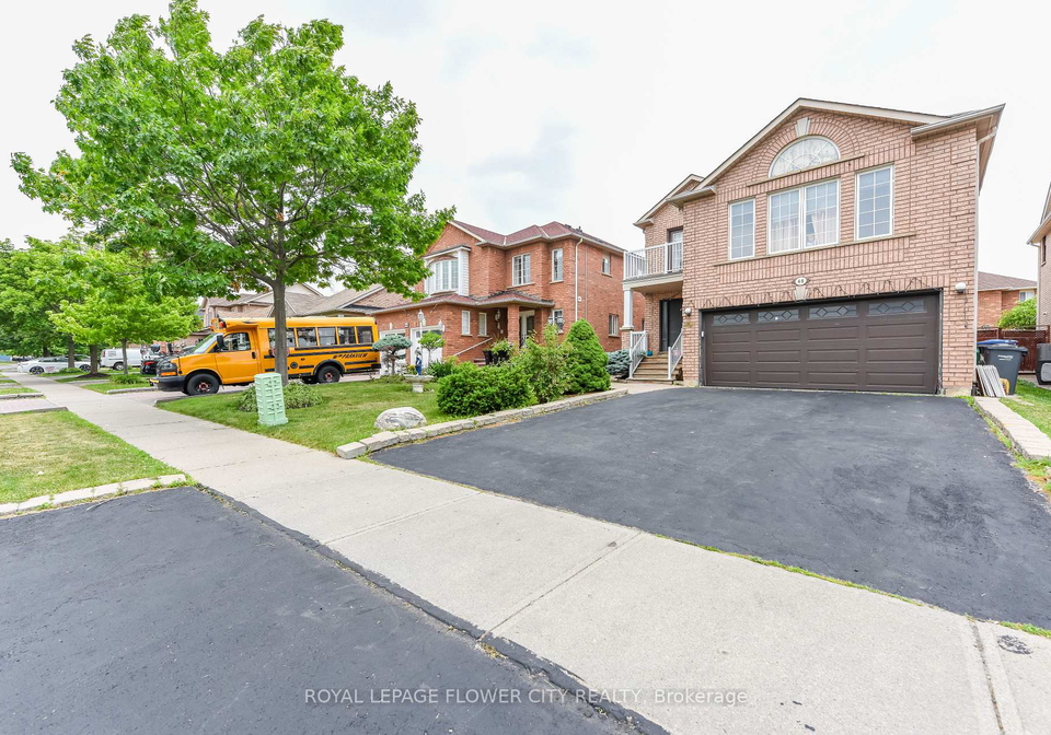 46-pertosa-drive-brampton-ontario-w13449566
