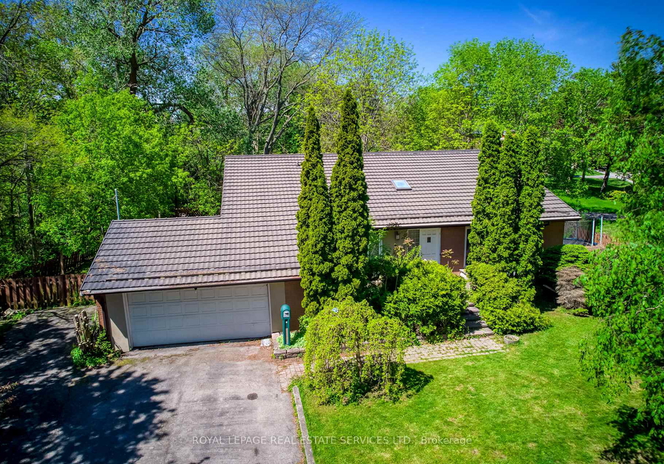 220-woodhaven-park-drive-oakville-ontario-w13449632