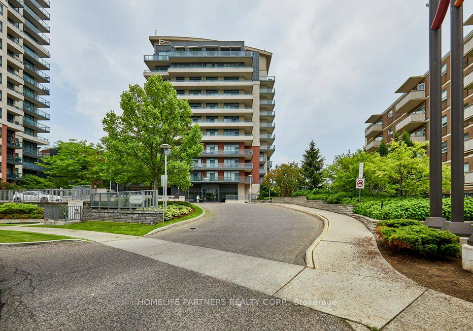 35-fontenay-court-etobicoke-ontario-w13449828