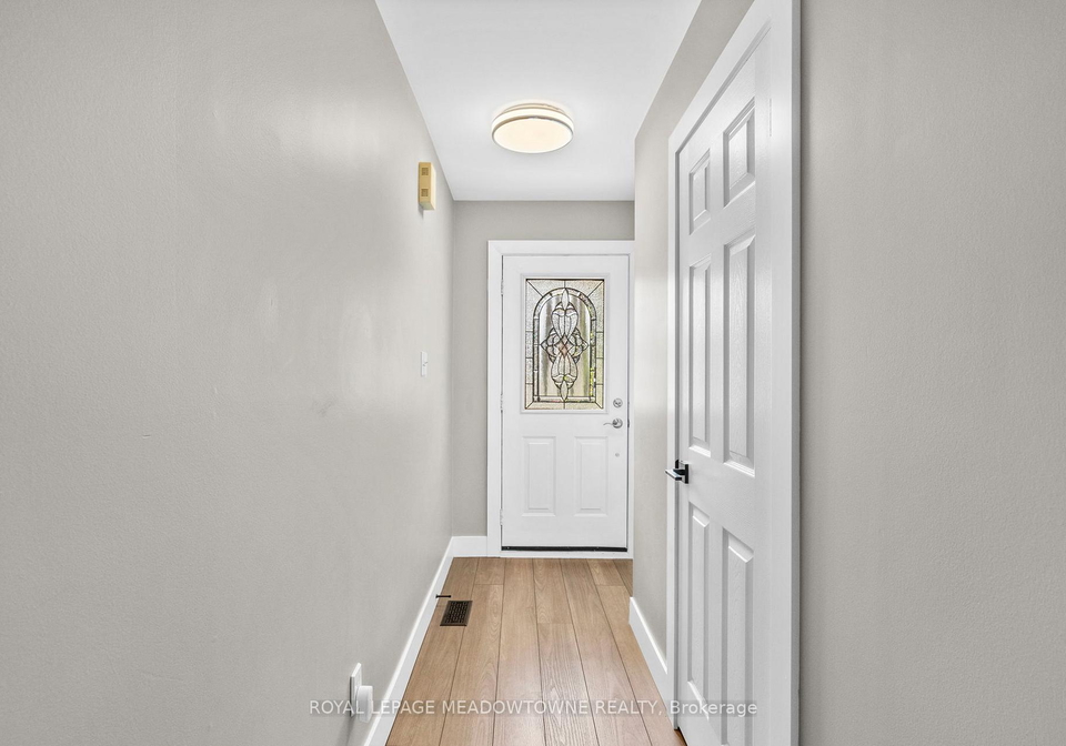 58-dawson-crescent-milton-ontario-w13449858