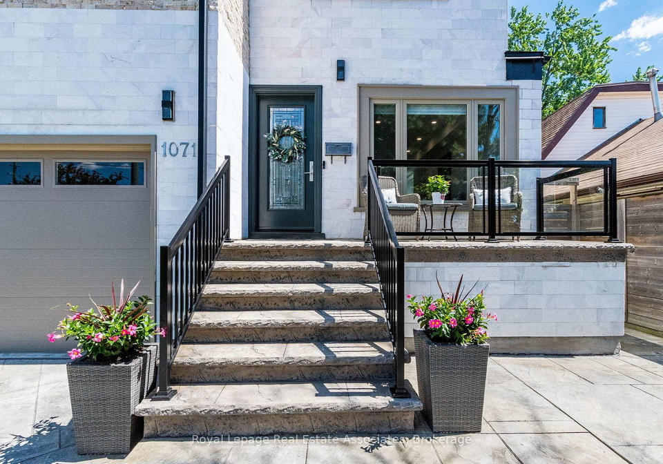 1071-westmount-avenue-mississauga-ontario-w13449988