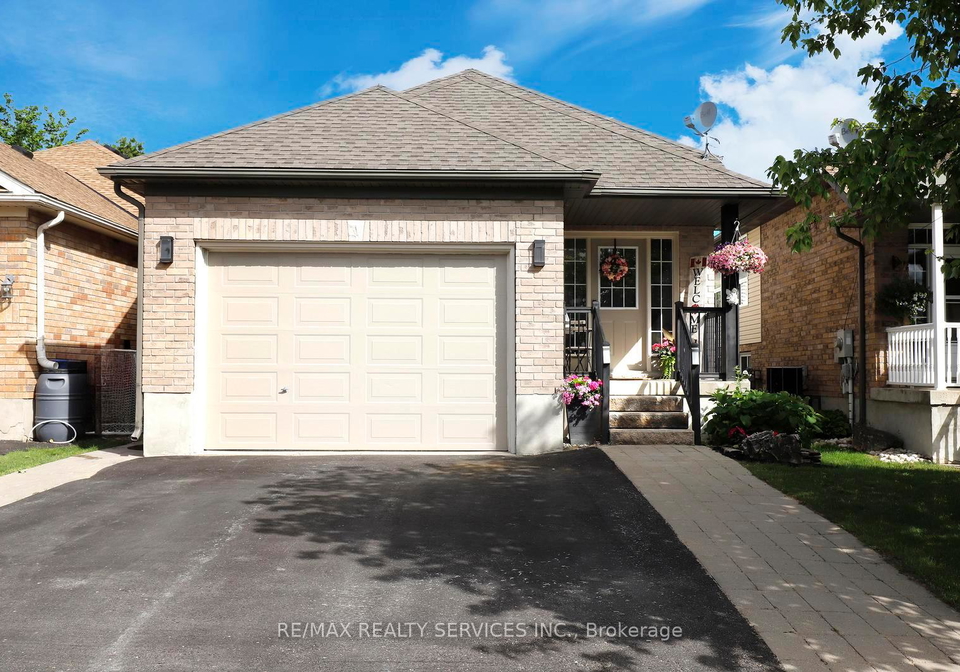 101-glengarry-road-orangeville-ontario-w13450036