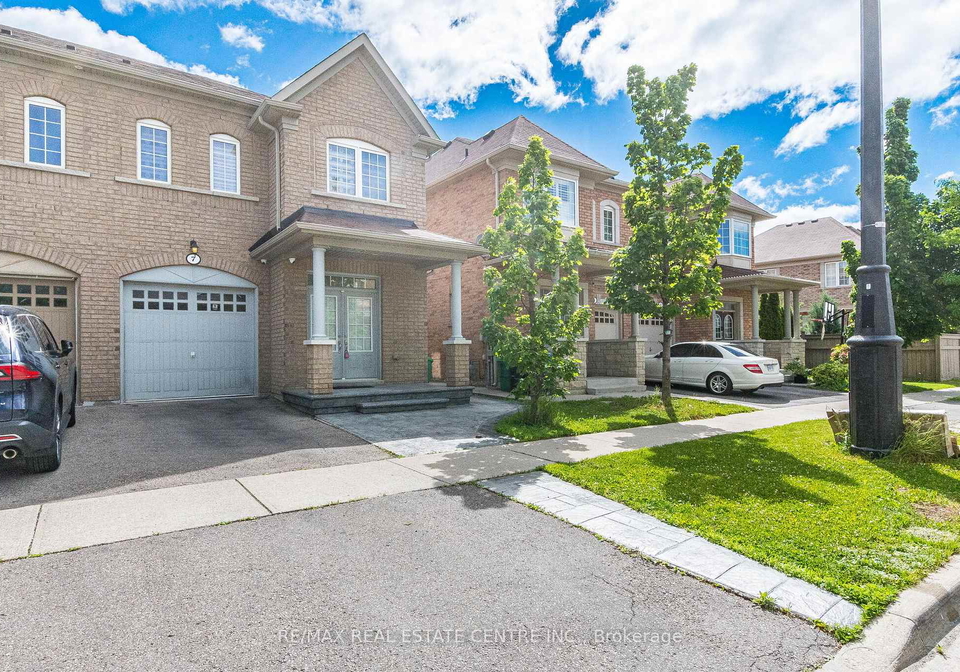 7-loftsmoor-drive-brampton-ontario-w13450094