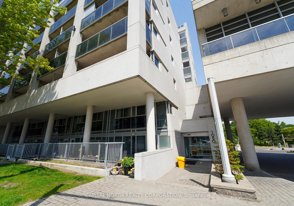 1050-the-queensway-etobicoke-ontario-w13450106