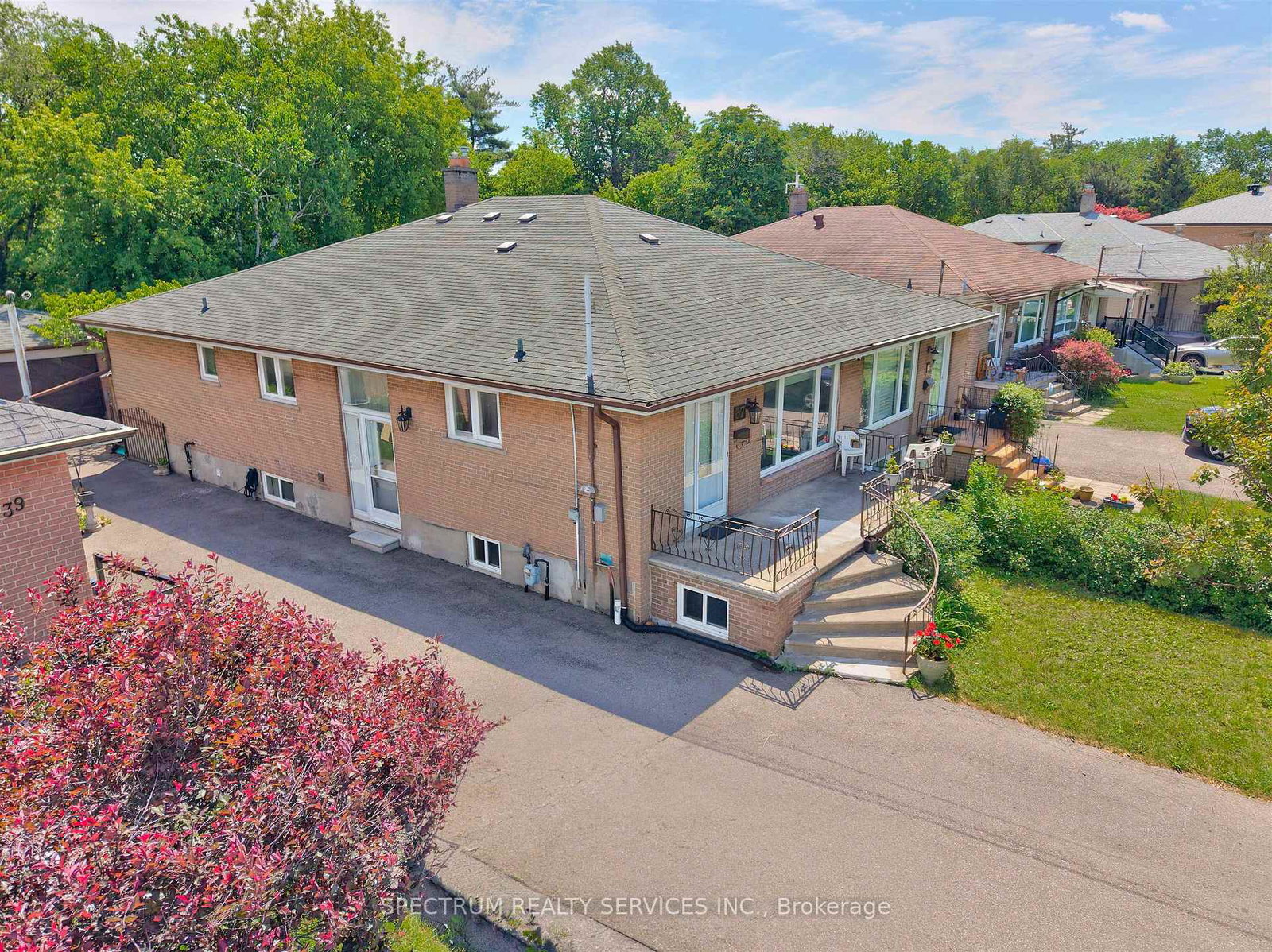 37-newlin-crescent-york-ontario-w13450214