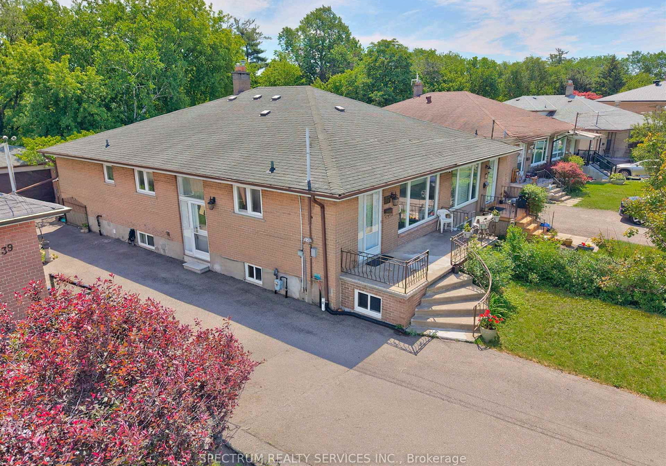 37-newlin-crescent-york-ontario-w13450214
