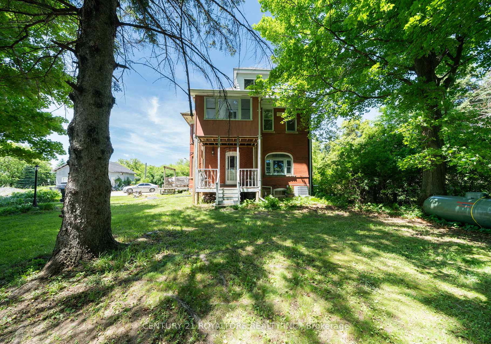 5112-king-street-caledon-ontario-w13450634