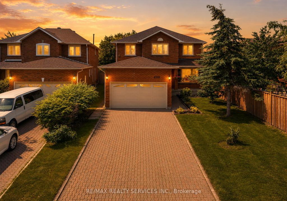 4510-radisson-crescent-mississauga-ontario-w13450676