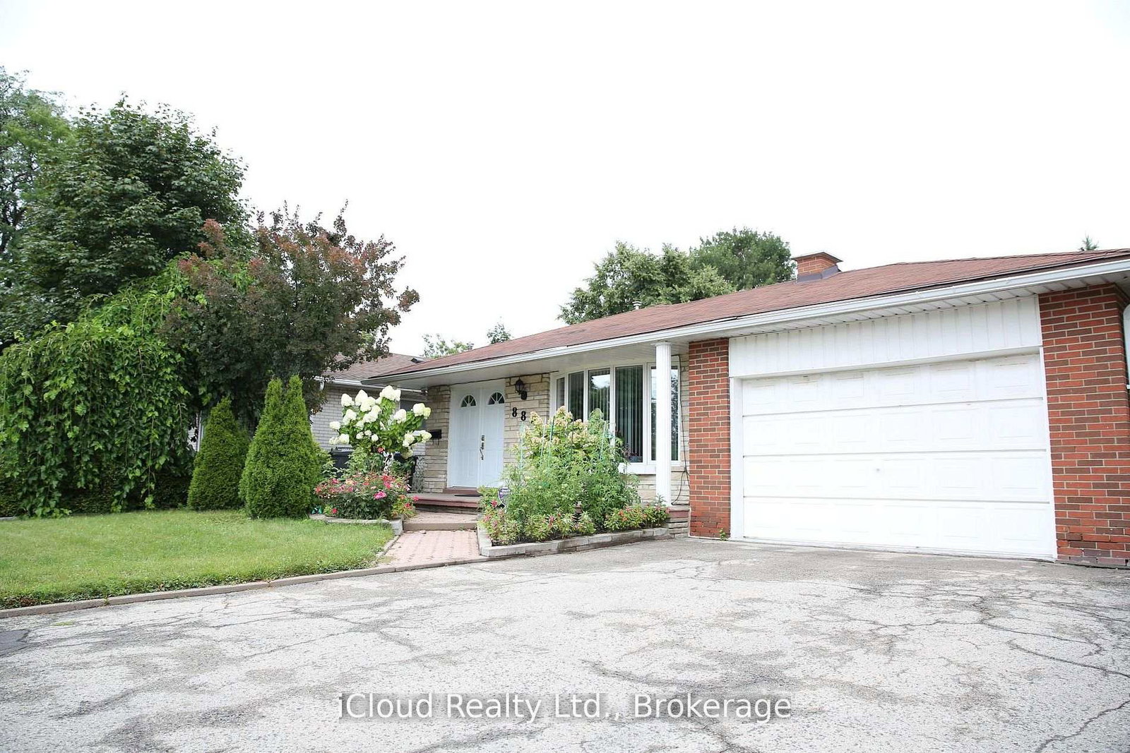 888-bloor-street-mississauga-ontario-w13450844