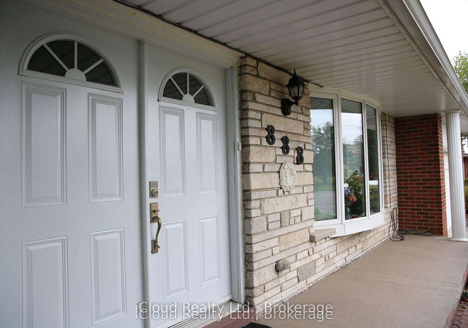 888-bloor-street-mississauga-ontario-w13450844