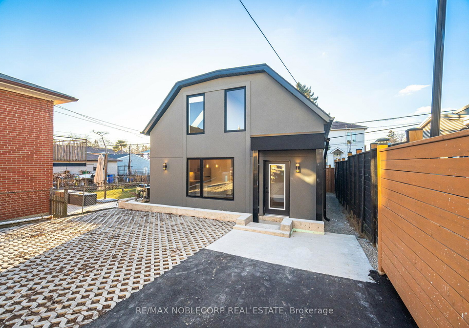 16-little-boulevard-north-york-ontario-w13450898