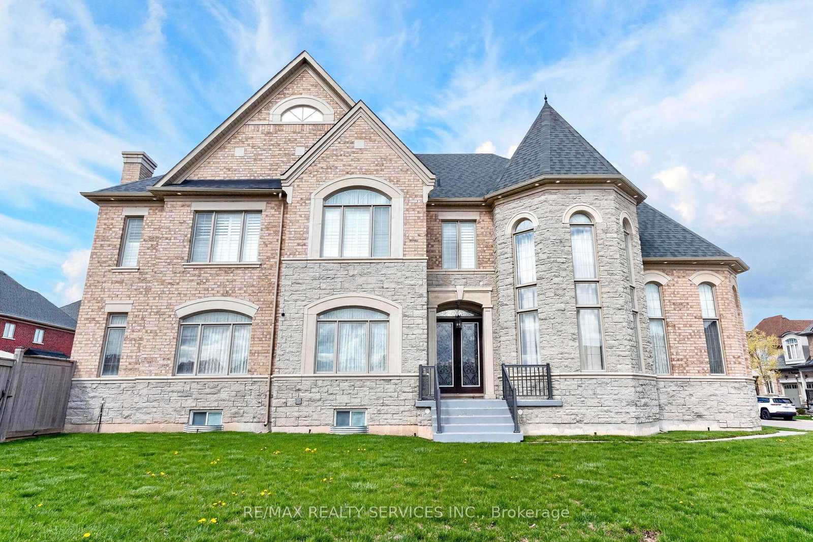 28-pendergast-court-brampton-ontario-w13450984